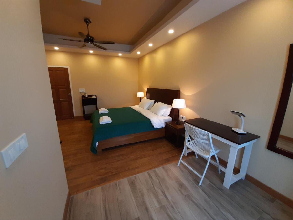 Shalom Farmhouse By The Hillside อิมฟัล ภายนอก รูปภาพ
