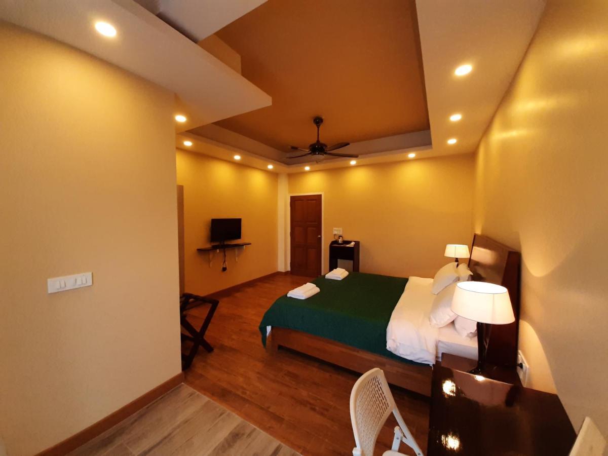 Shalom Farmhouse By The Hillside อิมฟัล ภายนอก รูปภาพ