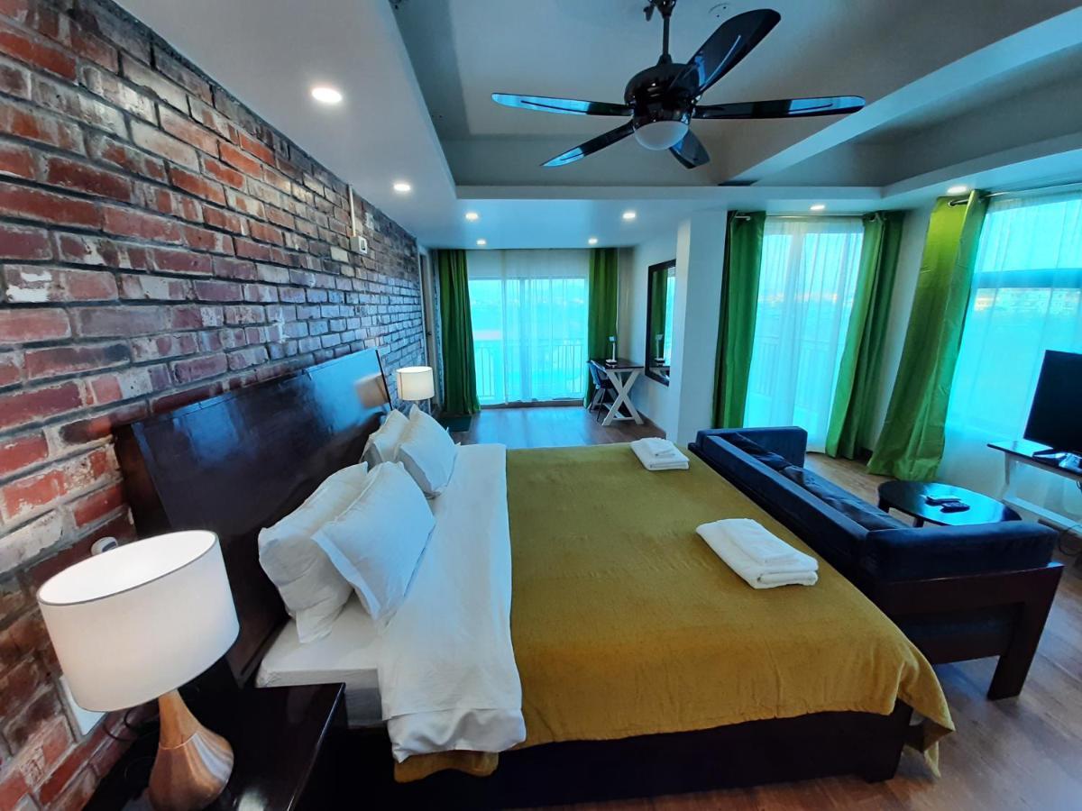 Shalom Farmhouse By The Hillside อิมฟัล ภายนอก รูปภาพ